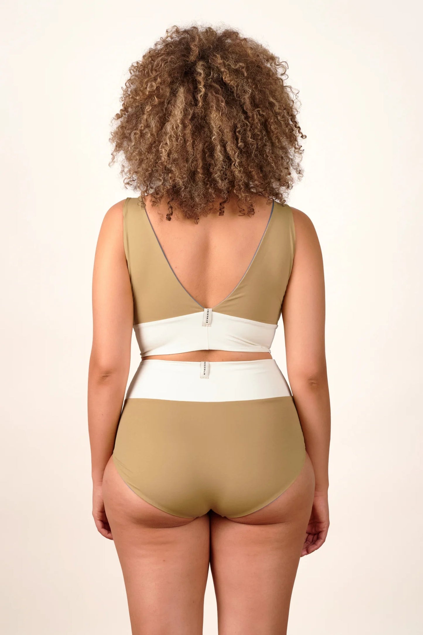 Yoga Top '25